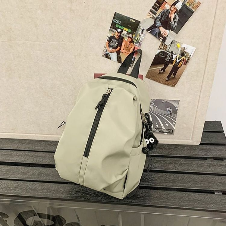 Moderner kompakter Reise-Rucksack Brehn