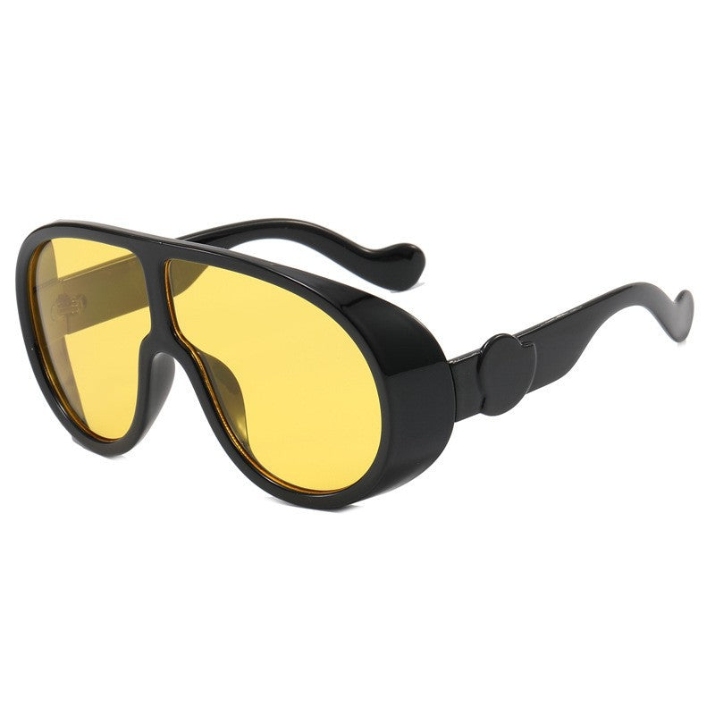 Damen Sportliche Oversized Sonnenbrille mit innovativem Design Brehn