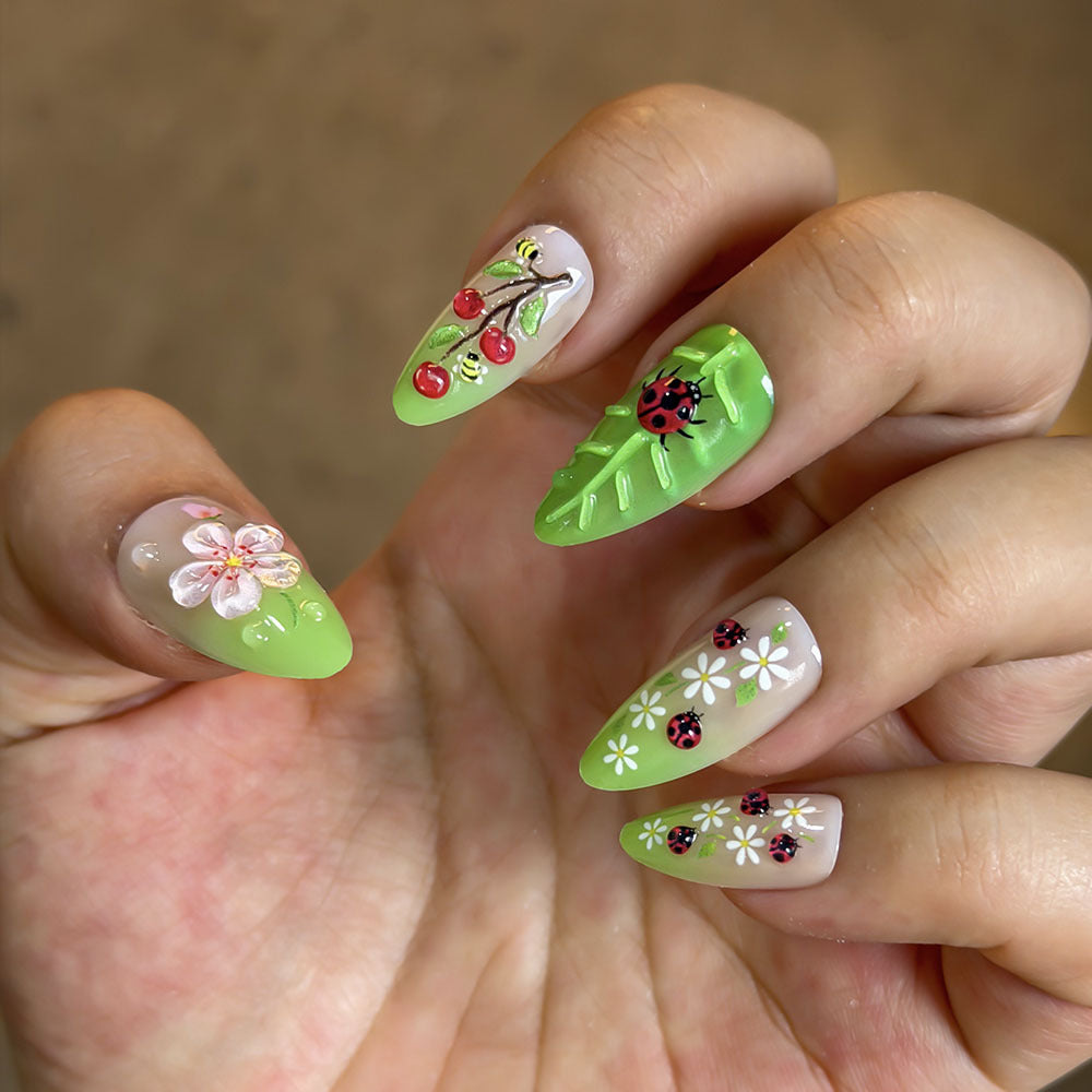 Botanisches Theme Press-On Nagelset Brehn