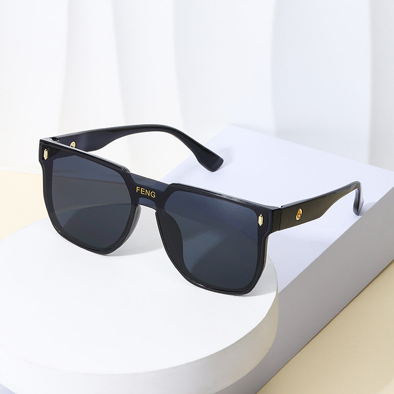 Damen modische Sonnenbrille im trendigen, geometrischen Design Brehn
