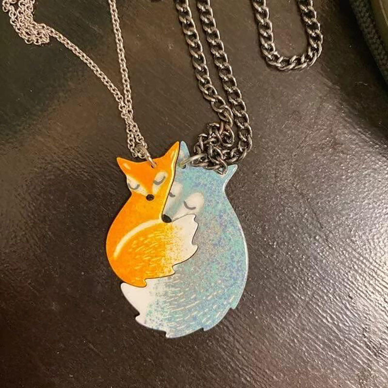 Interlocking Fox Anhänger Halskette Brehn