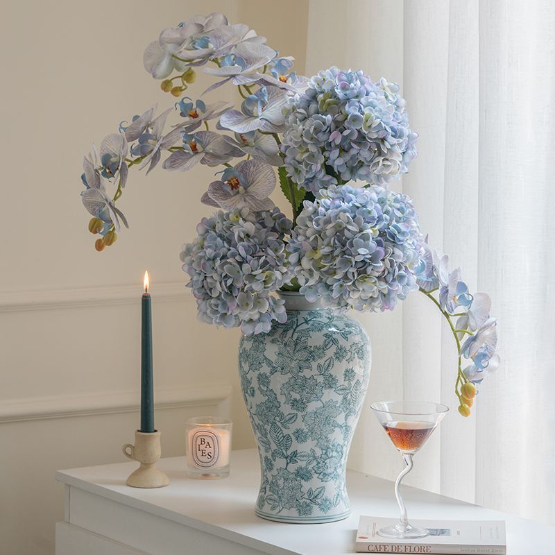 Lebensechte künstliche Orchideenarrangement