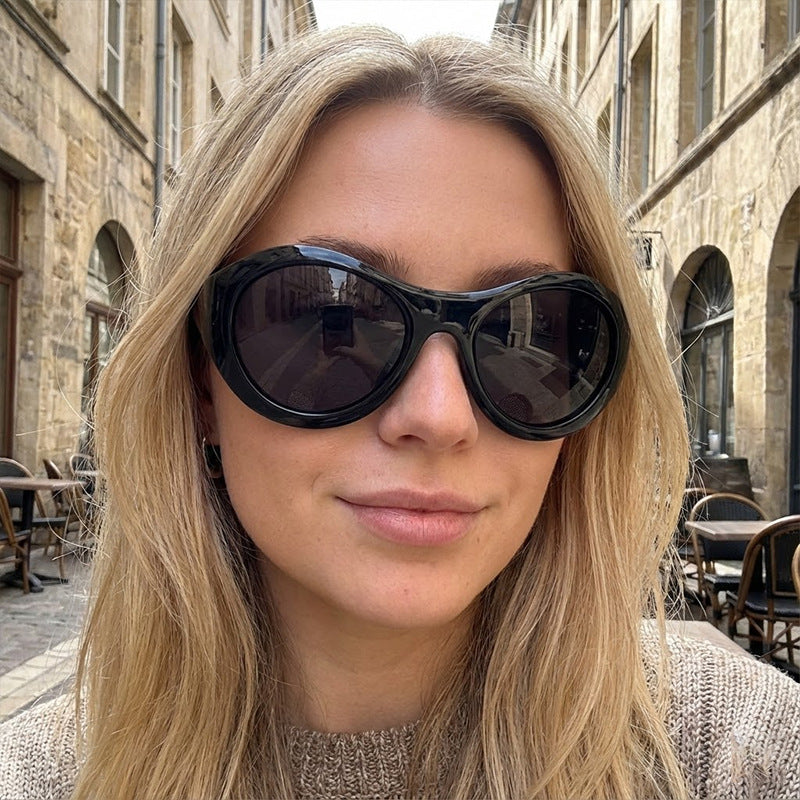Damen Modische Ovale Sonnenbrille mit transparentem Rahmen Brehn