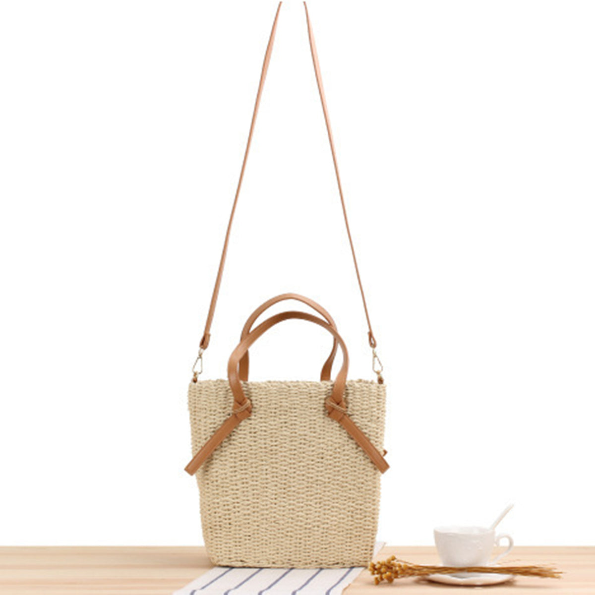 Handtasche Aus Geflochtenem Naturmaterial mit Abnehmbaren Ledergriffen Brehn