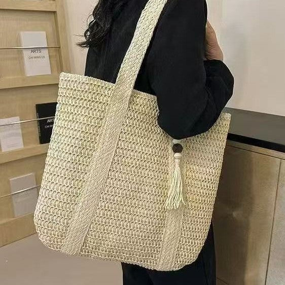Handtasche Aus Natürlichem Geflecht mit Dekorativem Quastendetail Brehn