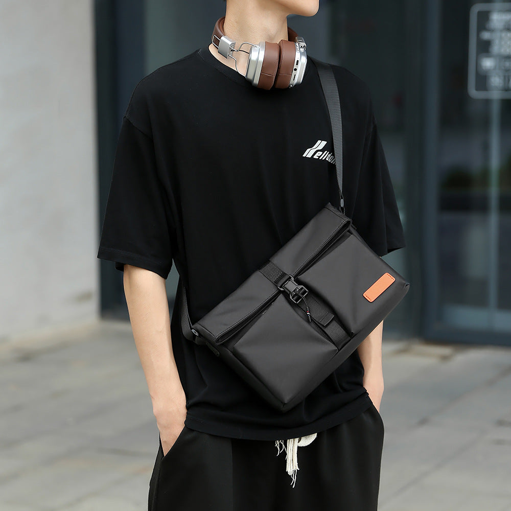Vielseitige wasserdichte Messenger-Tasche Brehn