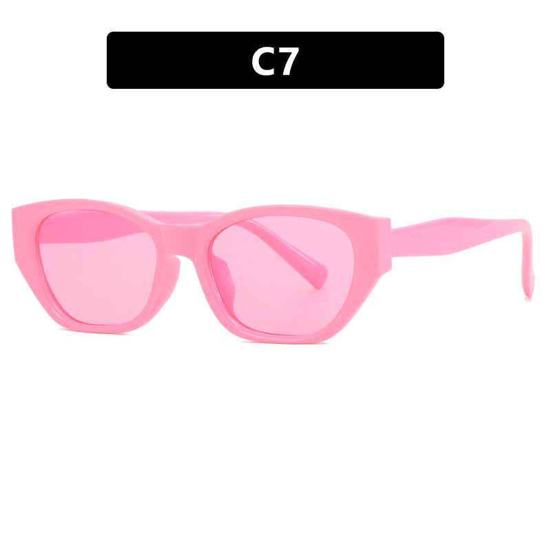 Damen futuristische Cat-Eye Sonnenbrille mit transparentem Rahmen und komfortablem UV-Schutz Brehn