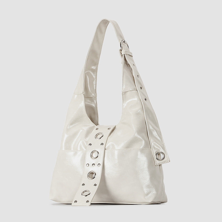 Elegante Lackleder Hobo Tasche