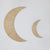 Wanddekoration aus handgewebtem Rattan im Monddesign Brehn