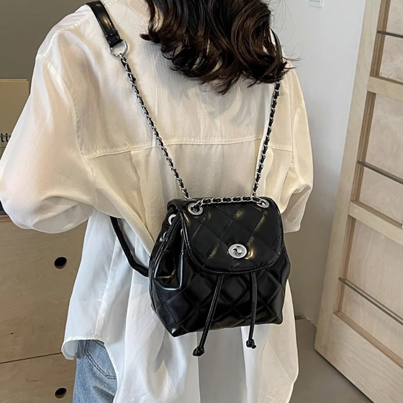 Stylische gestepfte Mini-Rucksack Brehn