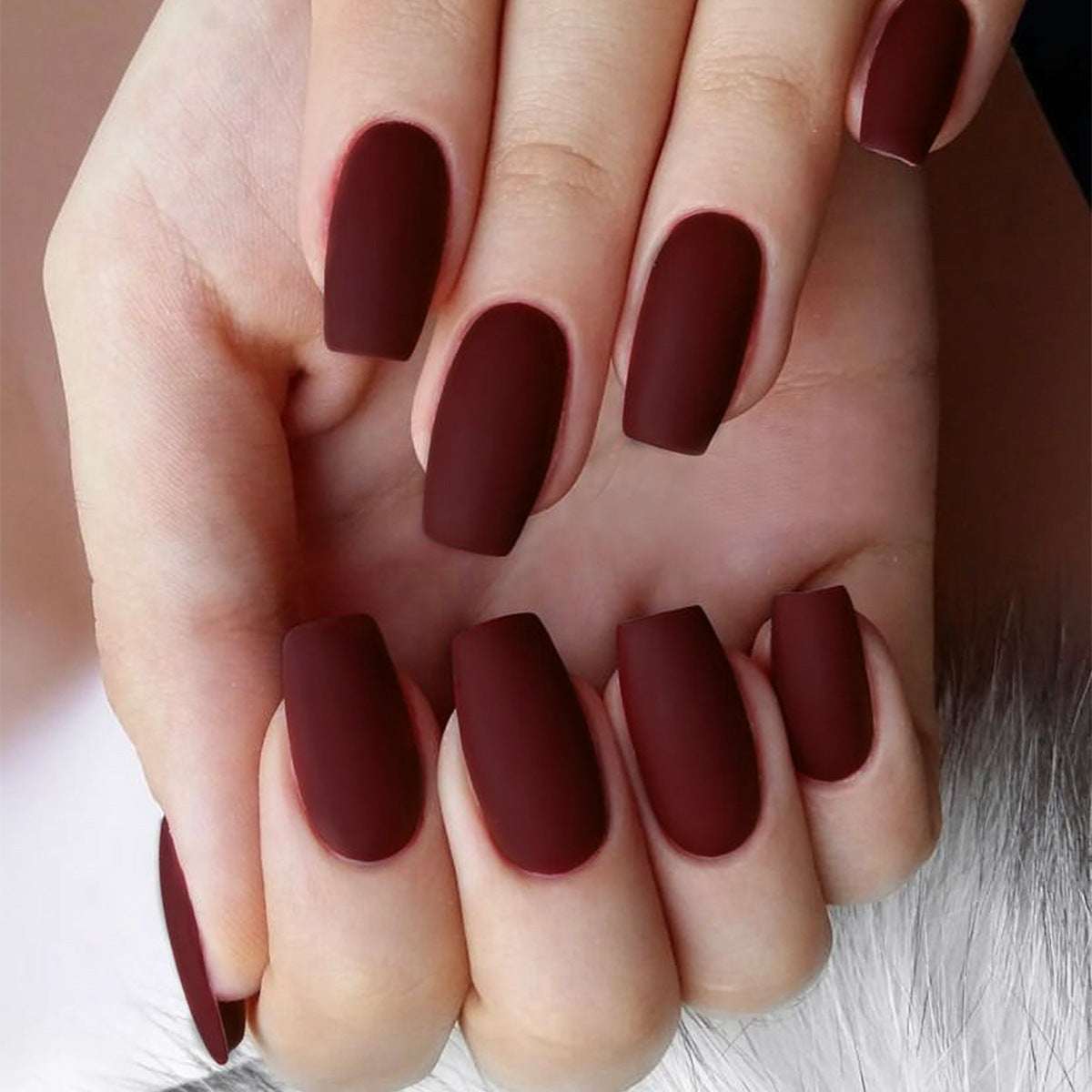 Künstlerische matte Press-On Nagelspitzen Brehn