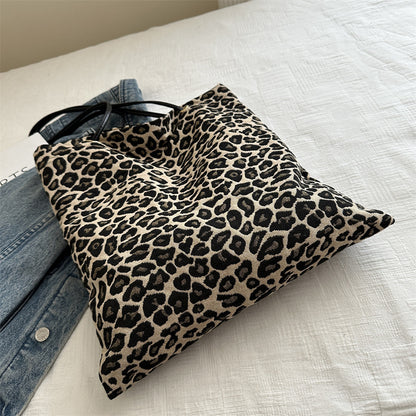 Stylische Tierdruck-Tragetasche