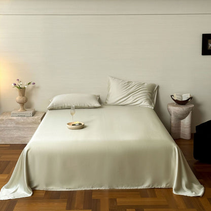 Luxuriöses Satin-Bettwäscheset mit seidig-glatter Oberfläche, Wendefunktion und Hotelverschluss