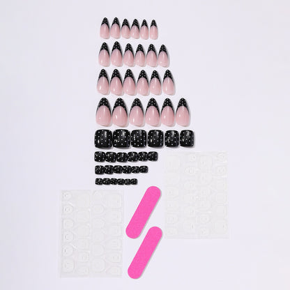 Glamouröse Kunstnägel mit einzigartigem Design Brehn