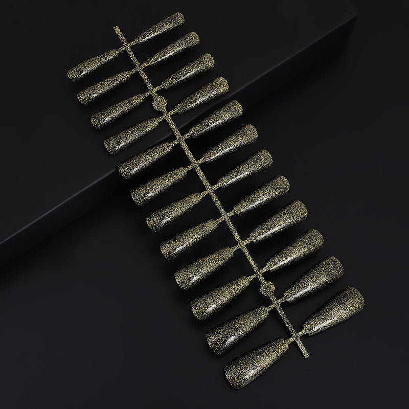 Kunstnägel Set mit elegantem Design Brehn