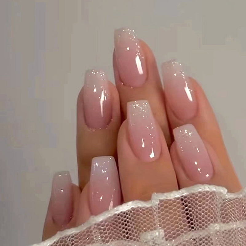 Kunstnägel mit Elegantem Farbverlauf und Hochglanz Brehn
