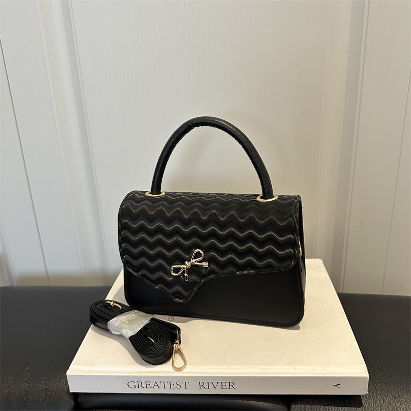 WoChic Texturierte Handtasche Brehn