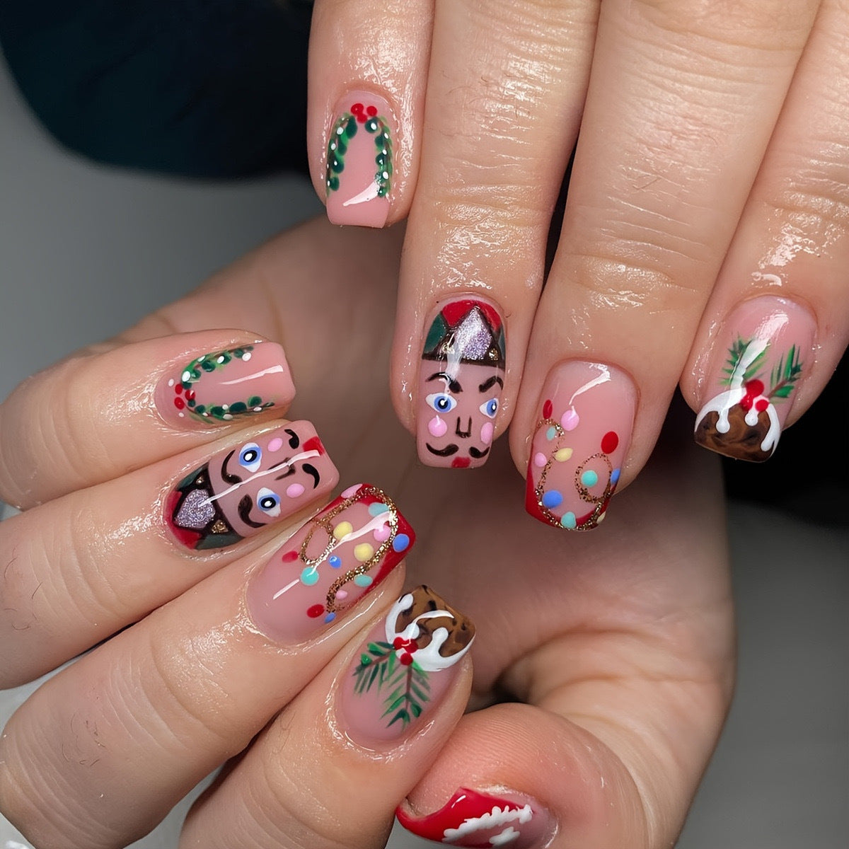 Kunstnagelset mit festlichen Weihnachtsmotiven Brehn