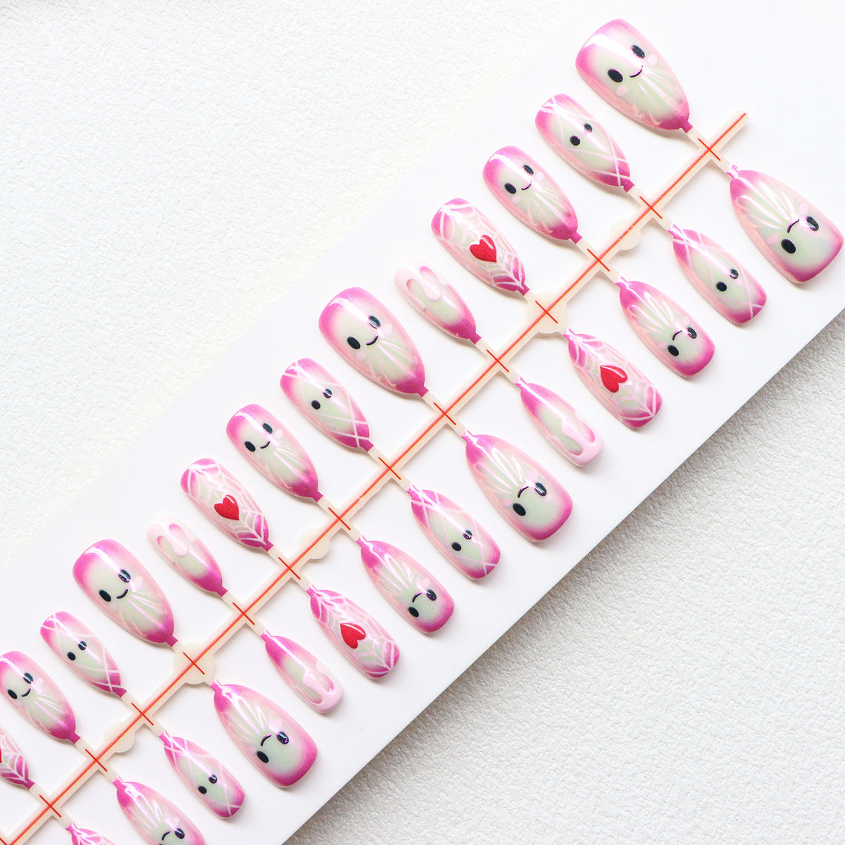 Verspielt Charakter Press-On Nail Art Set Brehn