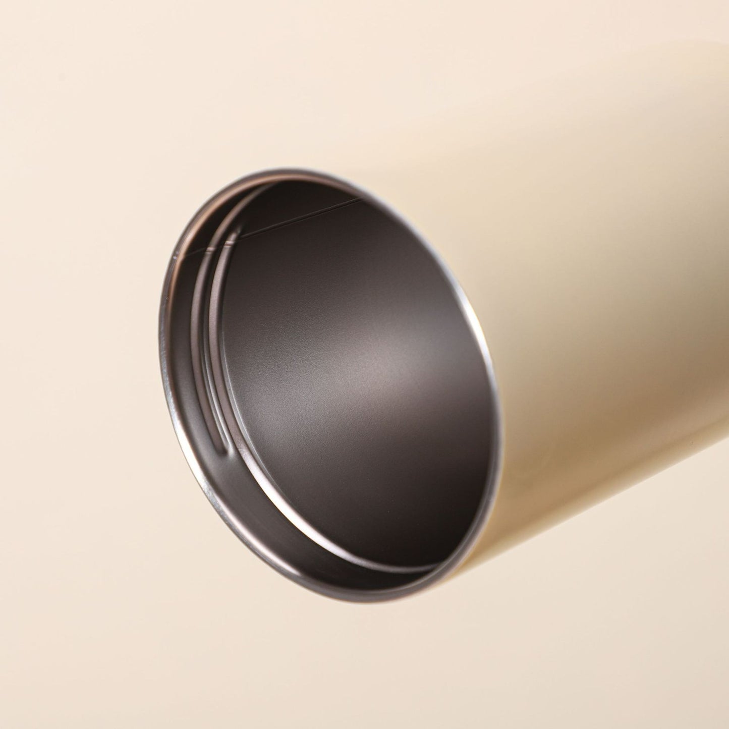 Stilvolle isolierte Wasserflasche Brehn