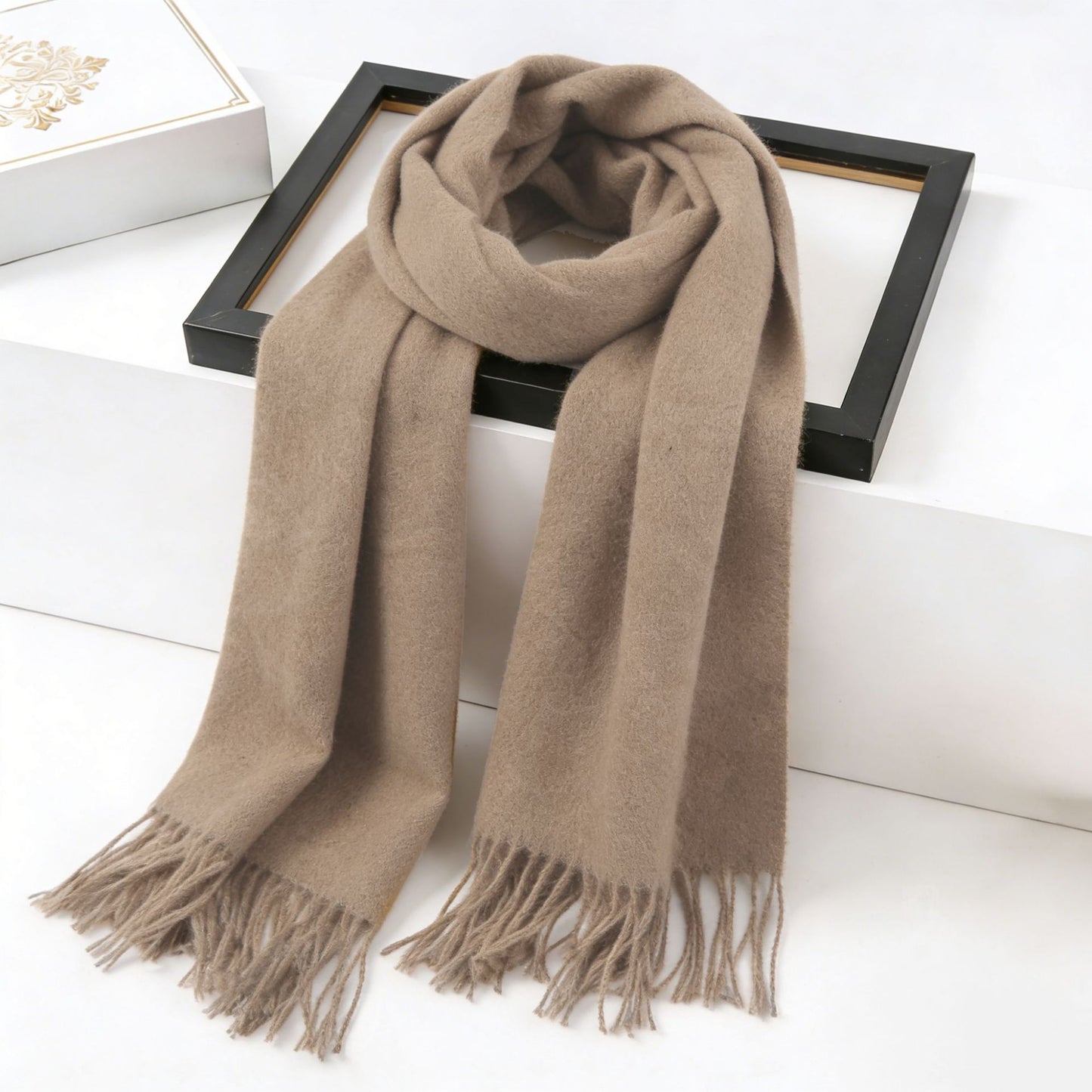 Damen Eleganter Schal aus weichem Kaschmir Brehn
