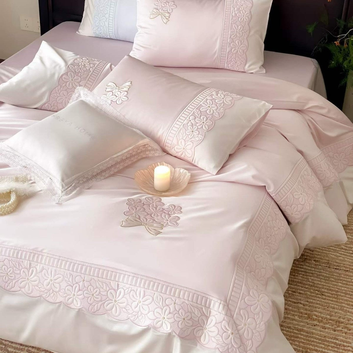 Besticktes Luxus-Baumwollsatin-Bettwäsche-Set mit floraler Spitzenverzierung