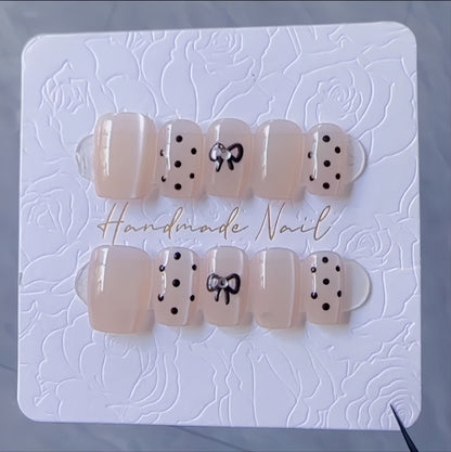 Handgemachtes Nail Set Brehn