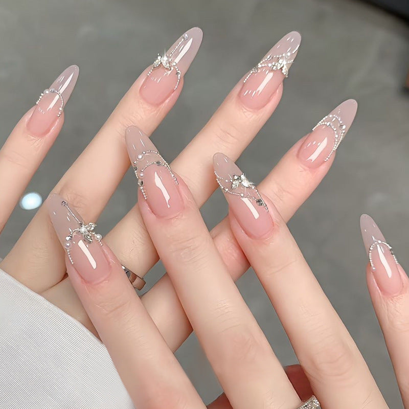 Elegantes Stiletto Press-On Nagelkunst-Set mit Kristallakzenten Brehn