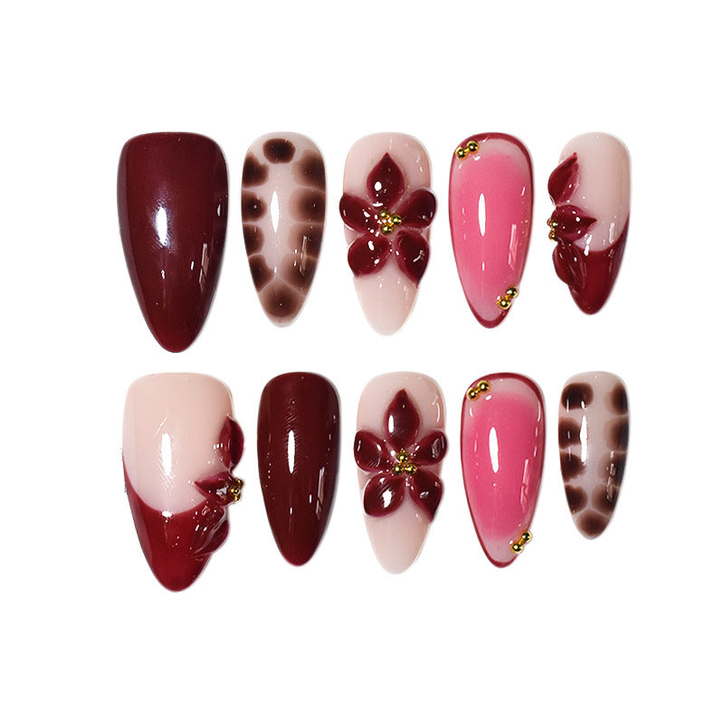 Künstlerische Press-On Nagelkunst Brehn