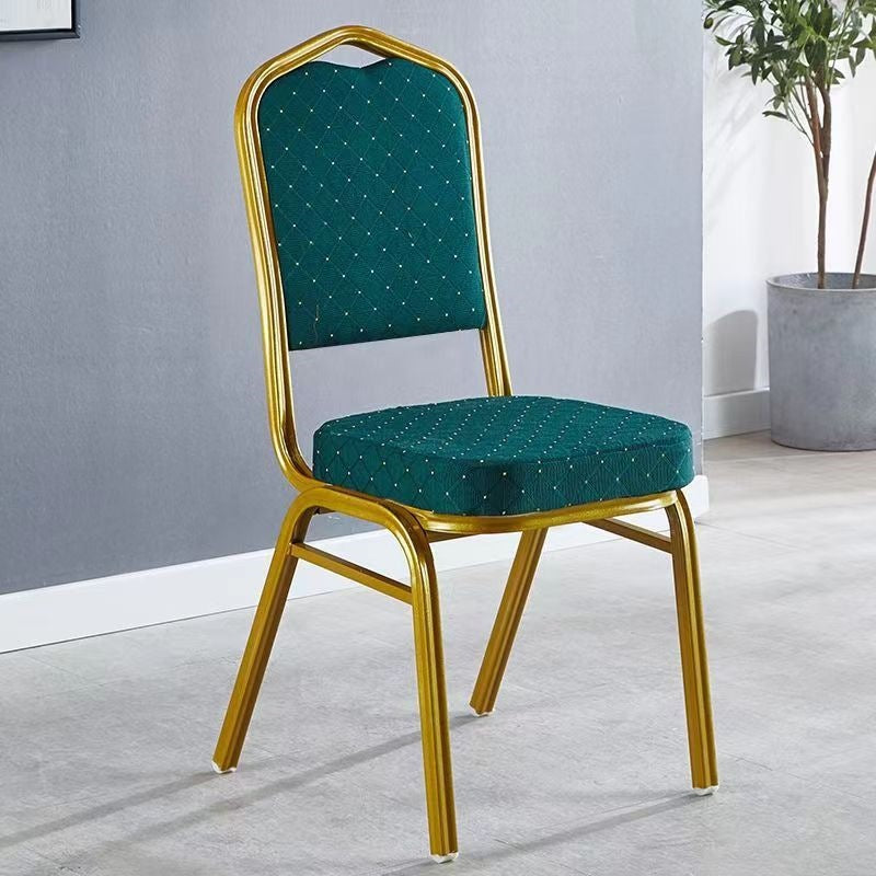 Eleganter gepolsterter Essstuhl mit goldenen Rahmen Brehn