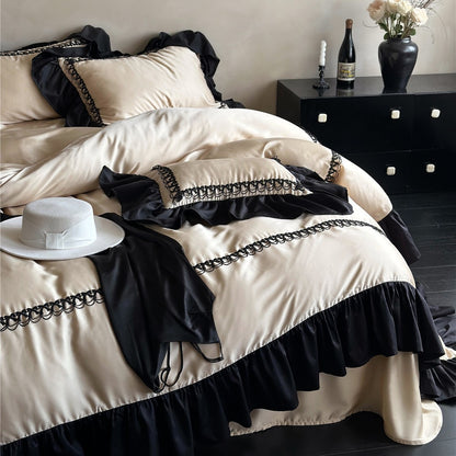 Satin-Feeling Rüschende Bettbezugset mit dekorativem Schlaufenrand