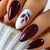 Künstlerisches Press-On Nail Art Set mit glitzerndem Blatt Design Brehn