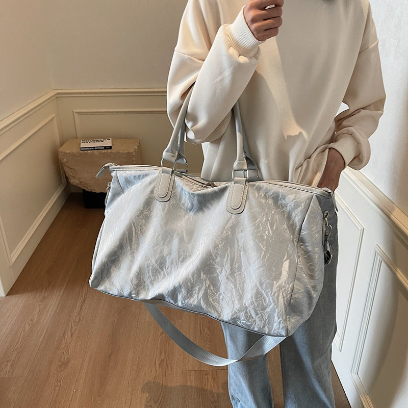 Sportliche Reisetasche Mit Isolierten Und Mehrfachen Trageoptionen Brehn