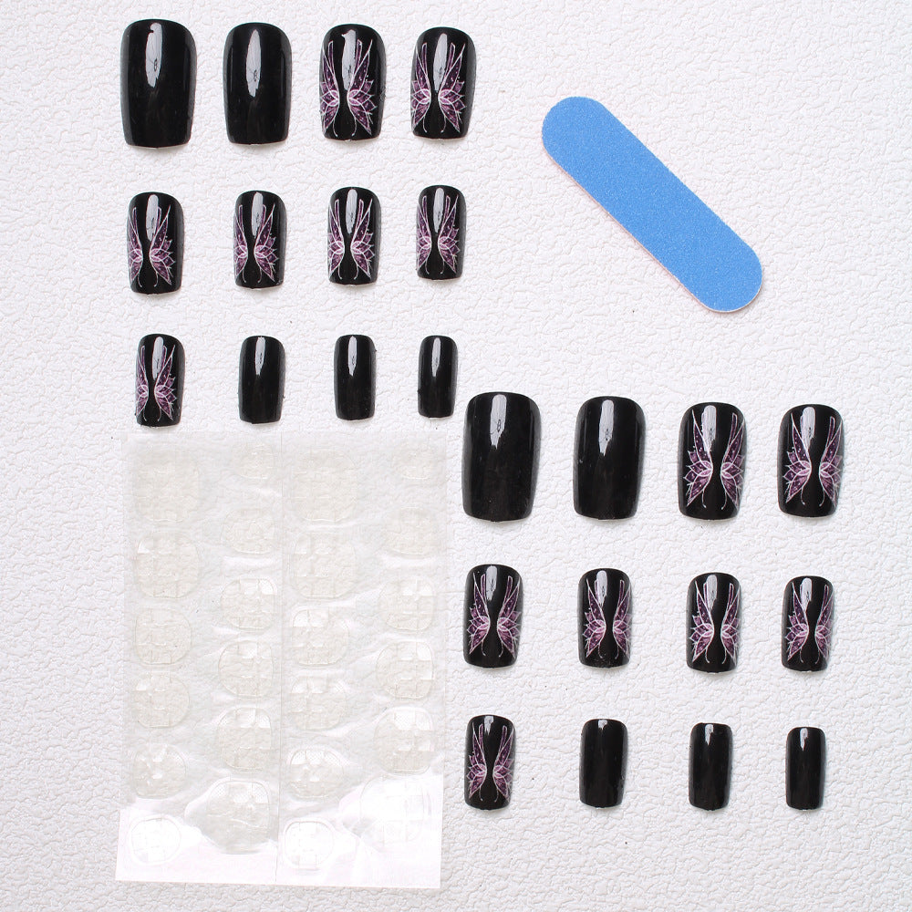 Künstlerisches Press-On Nail Design Brehn