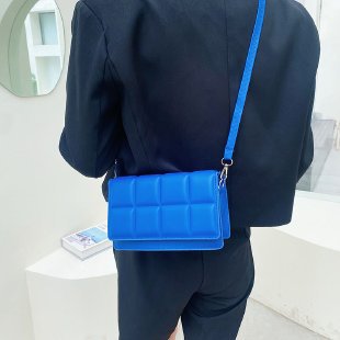 Moderne Stepp-Crossbody-Tasche