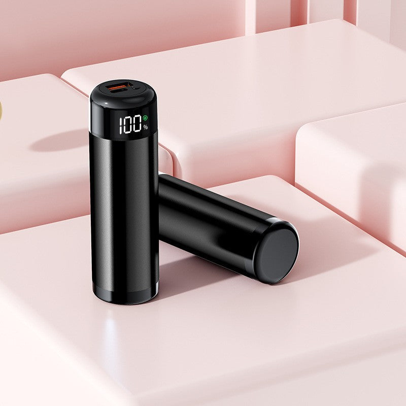 Powerbank mit Digitaler Ladeanzeige und Integrierter Taschenlampe Brehn
