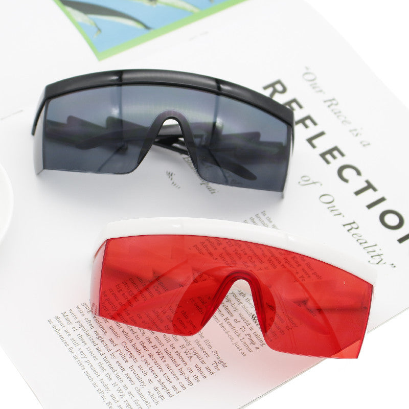 Damen Sicherheitsbrille im modernen Design Brehn