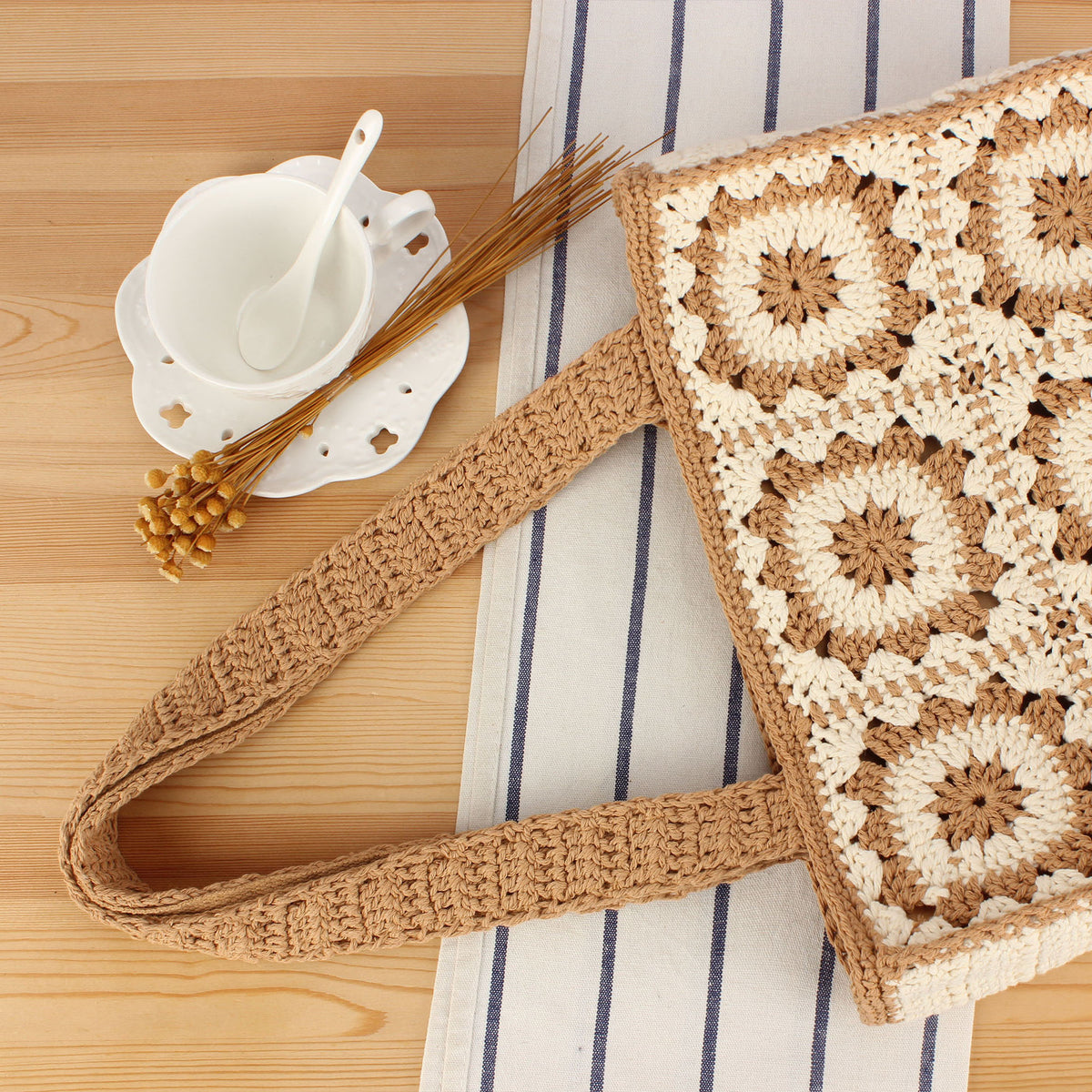 Makramee Shopper mit Floralem Design Brehn
