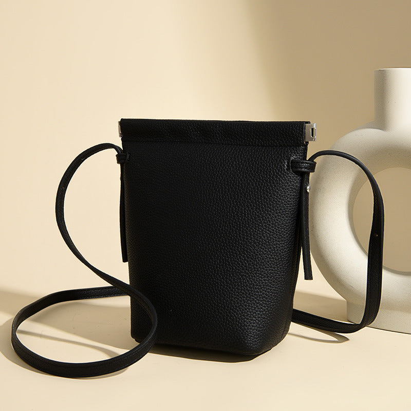 Elegante Texturierte Bucket Bag Brehn