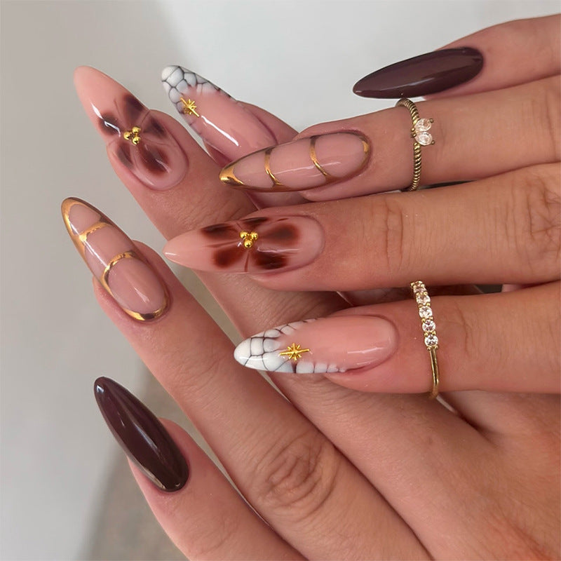Dekoratives Floral Press-On Nagelkunst Set Brehn