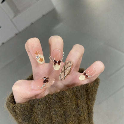 Dekoratives Press-On Nagelkunst Set