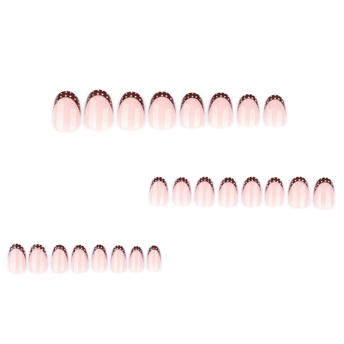 Kunstvolle Nagelgestaltung mit elegantem French-Tip und Akzenten Brehn