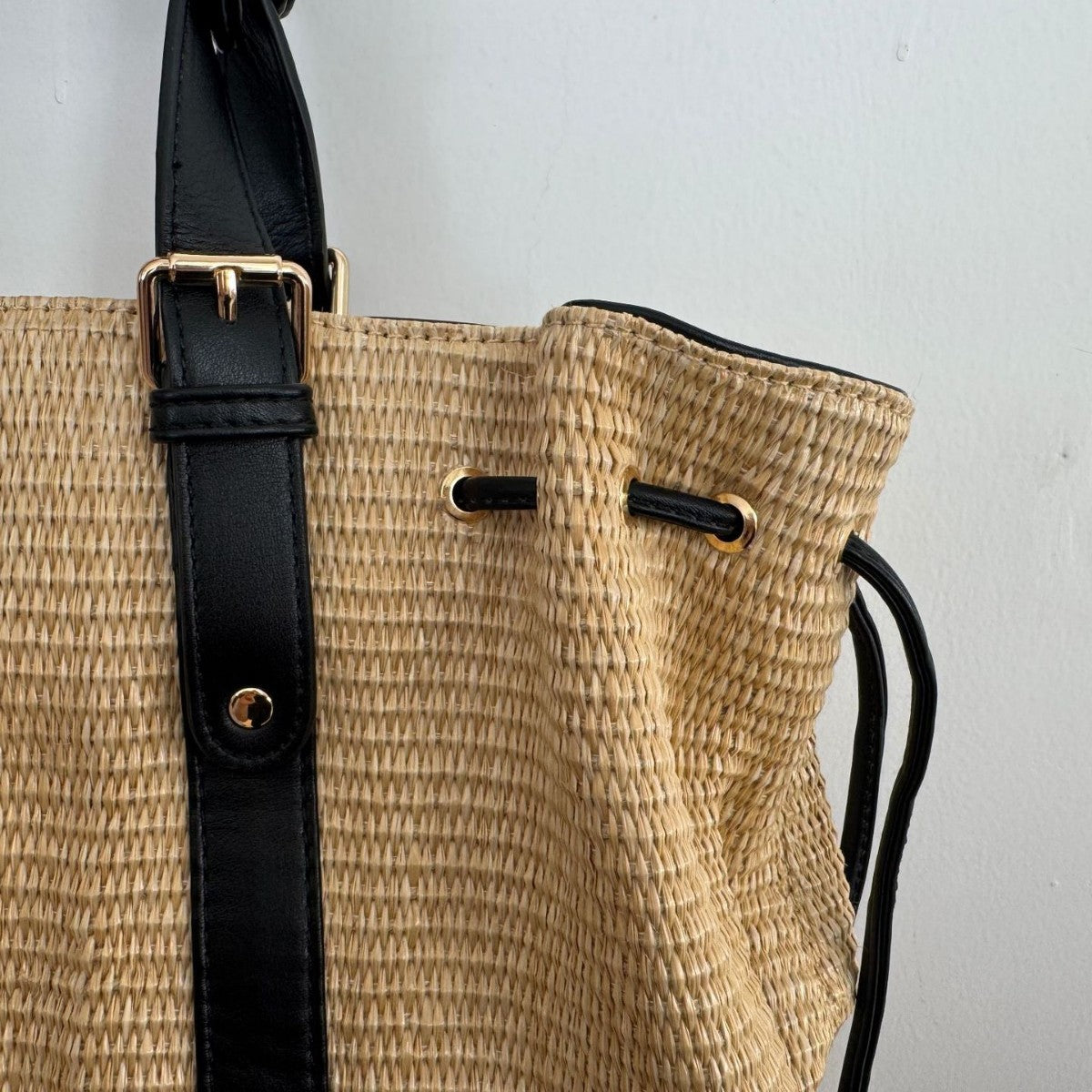 Elegante Handgefertigte Tragetasche Von Brehn