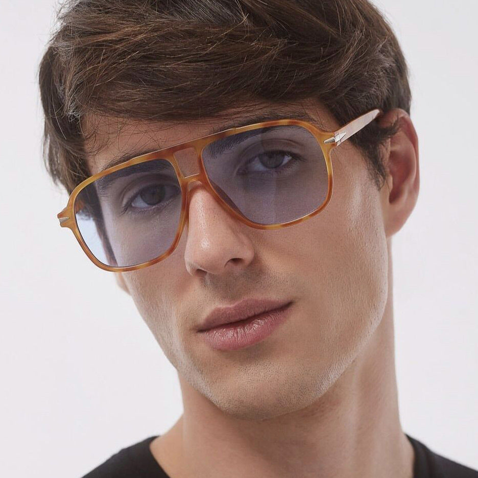 Damen oversized Sonnenbrille mit modischem Design und schützendem UV-Filter Brehn