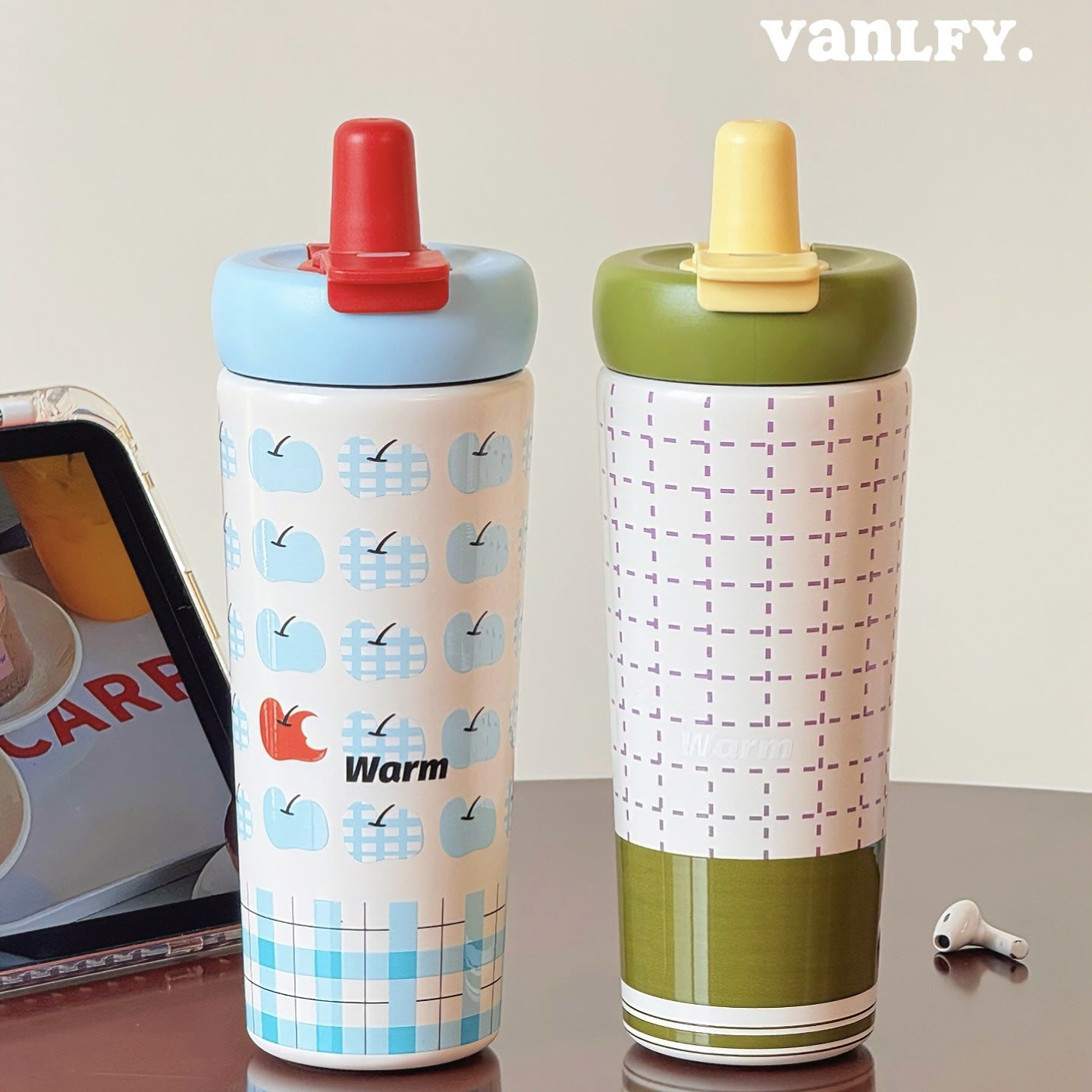 Damen Isoliertrinkflasche mit innovativem Silikonverschluss und fröhlichem Motiv Brehn