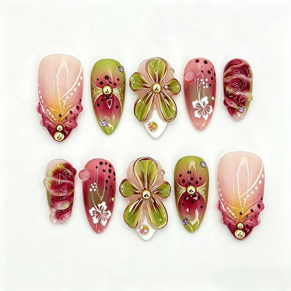 Dekoratives Floral Press-On Nagelkunstset mit dreidimensionalen Akzenten Brehn