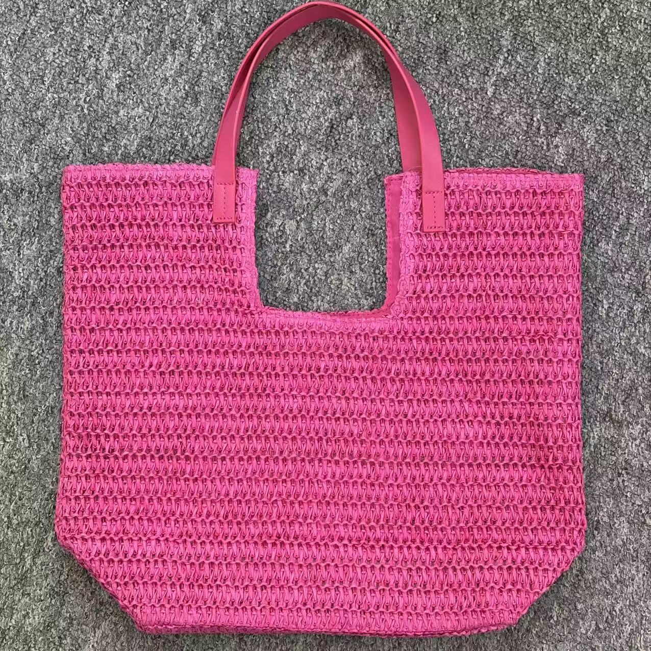 Sommerliche Tragetasche Aus Geflochtenem Material Brehn