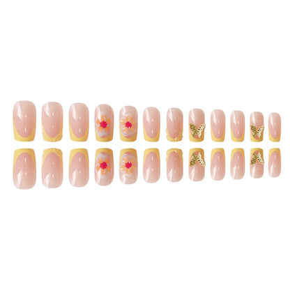 Künstlerisches florales Press-On-Nageldesign Brehn