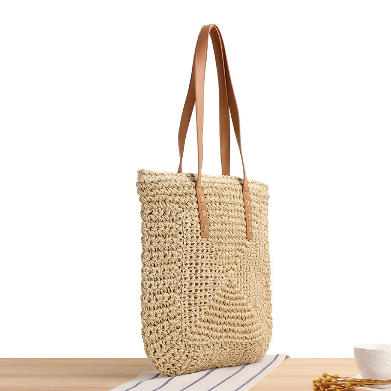 Handtasche Aus Geflochtenem Naturmaterial mit Weichen Ledergriffen Brehn