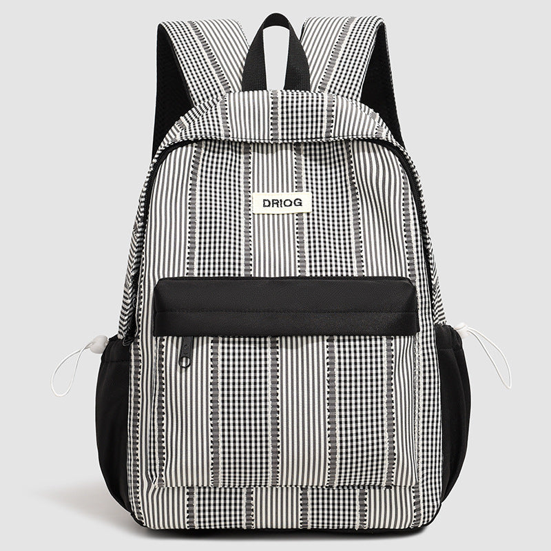 Geometrisch gemusterter Schulrucksack